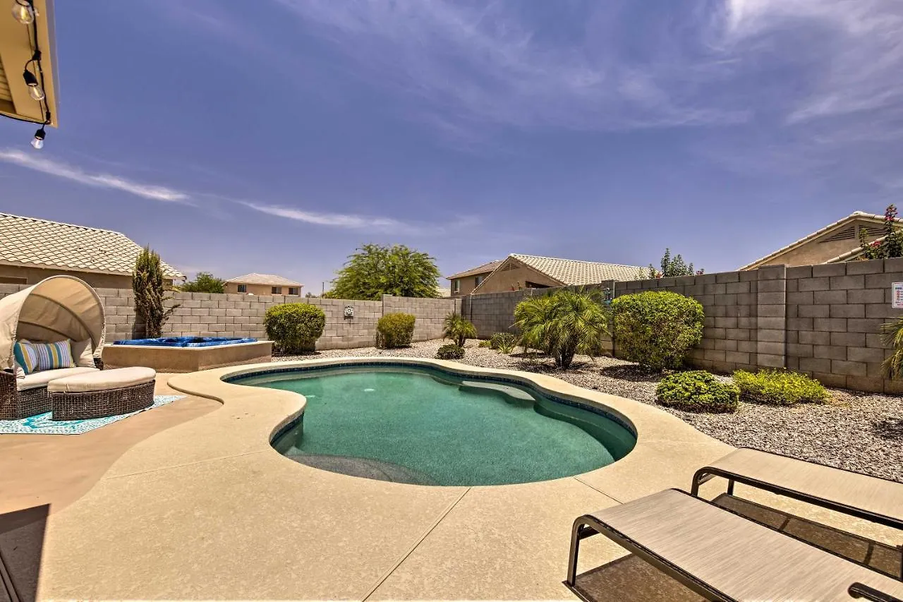 Chic Goodyear Desert Beach House With Hot Tub